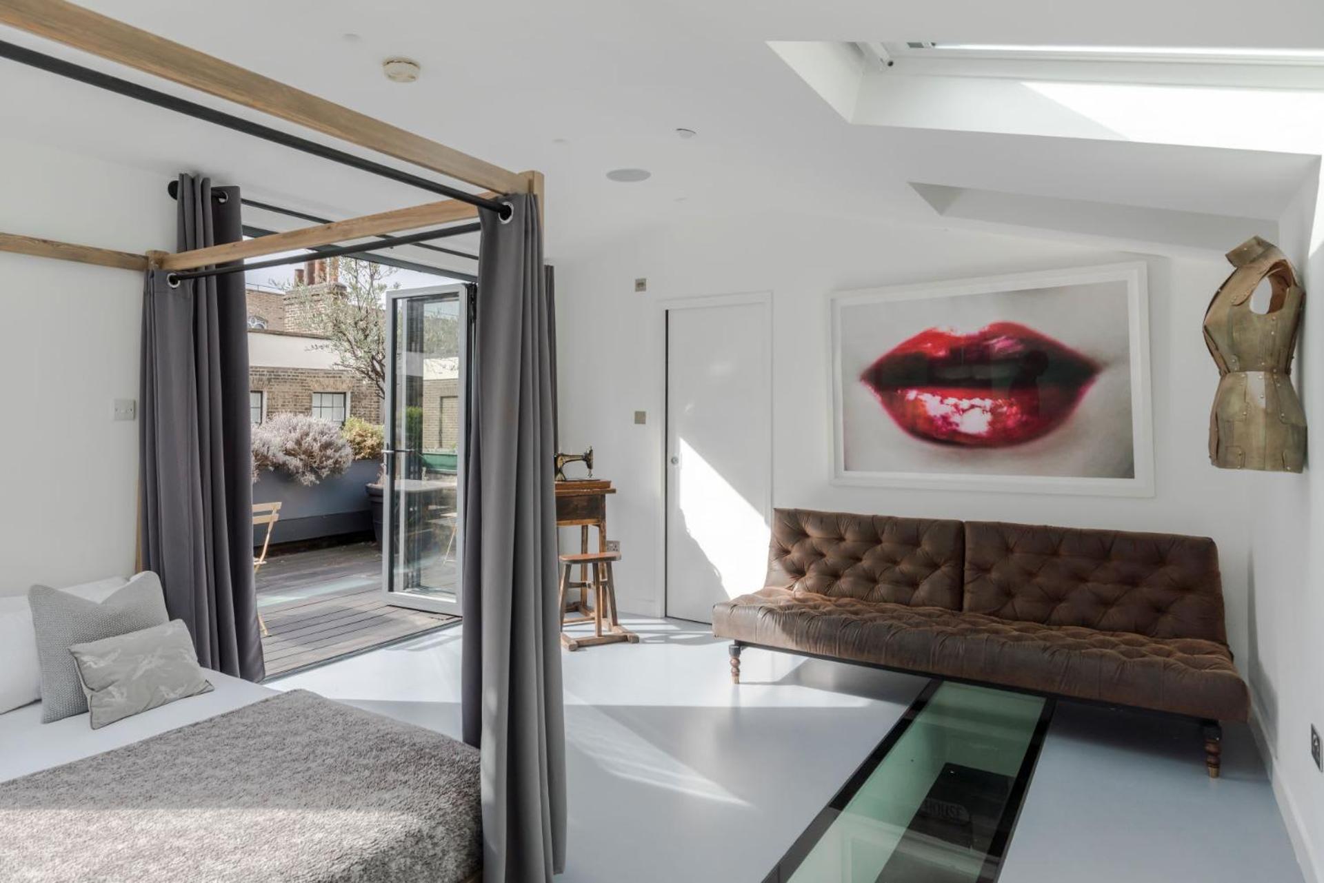 The Dream Factory - London Bridge- By Frankie Says Villa Luaran gambar