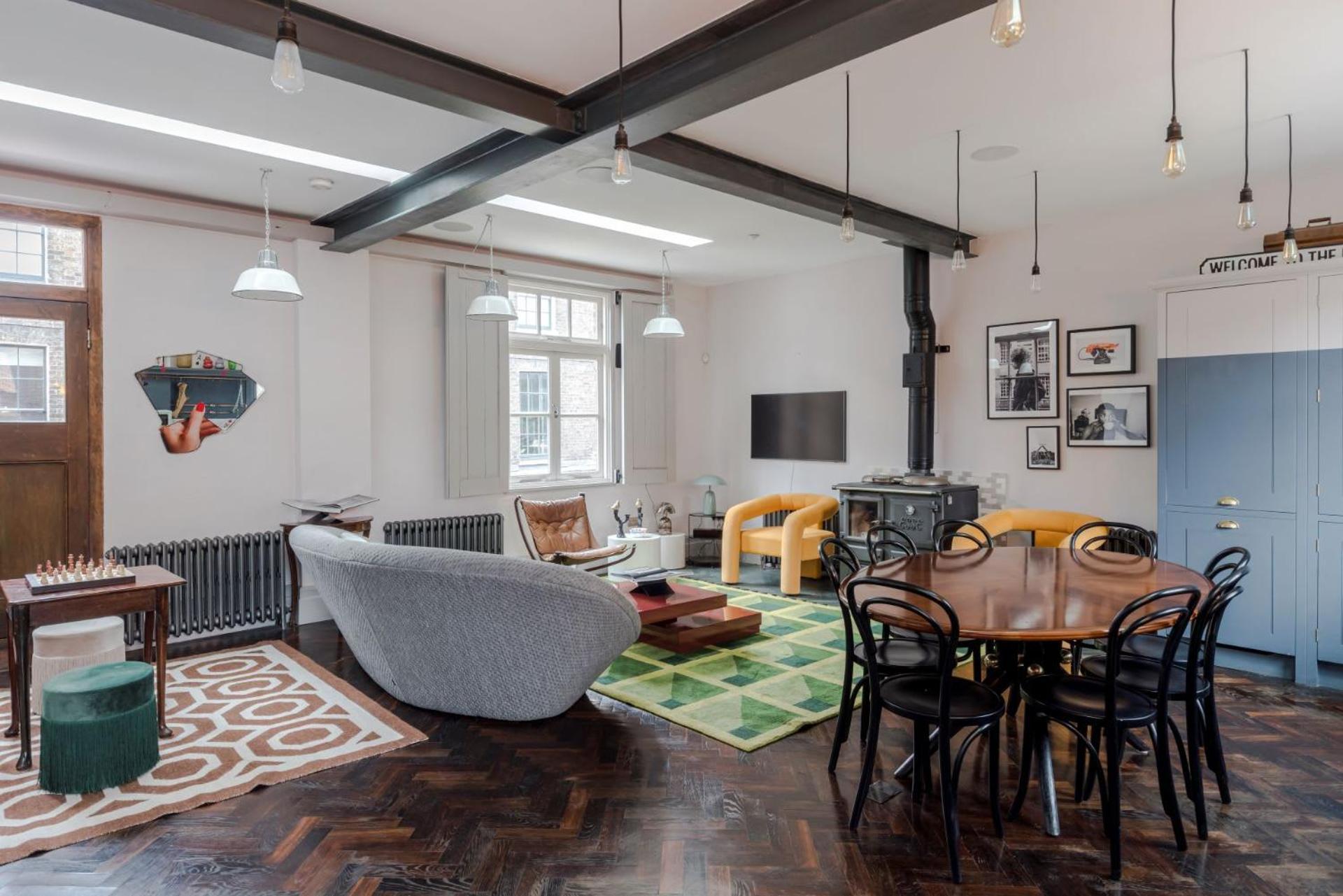 The Dream Factory - London Bridge- By Frankie Says Villa Luaran gambar